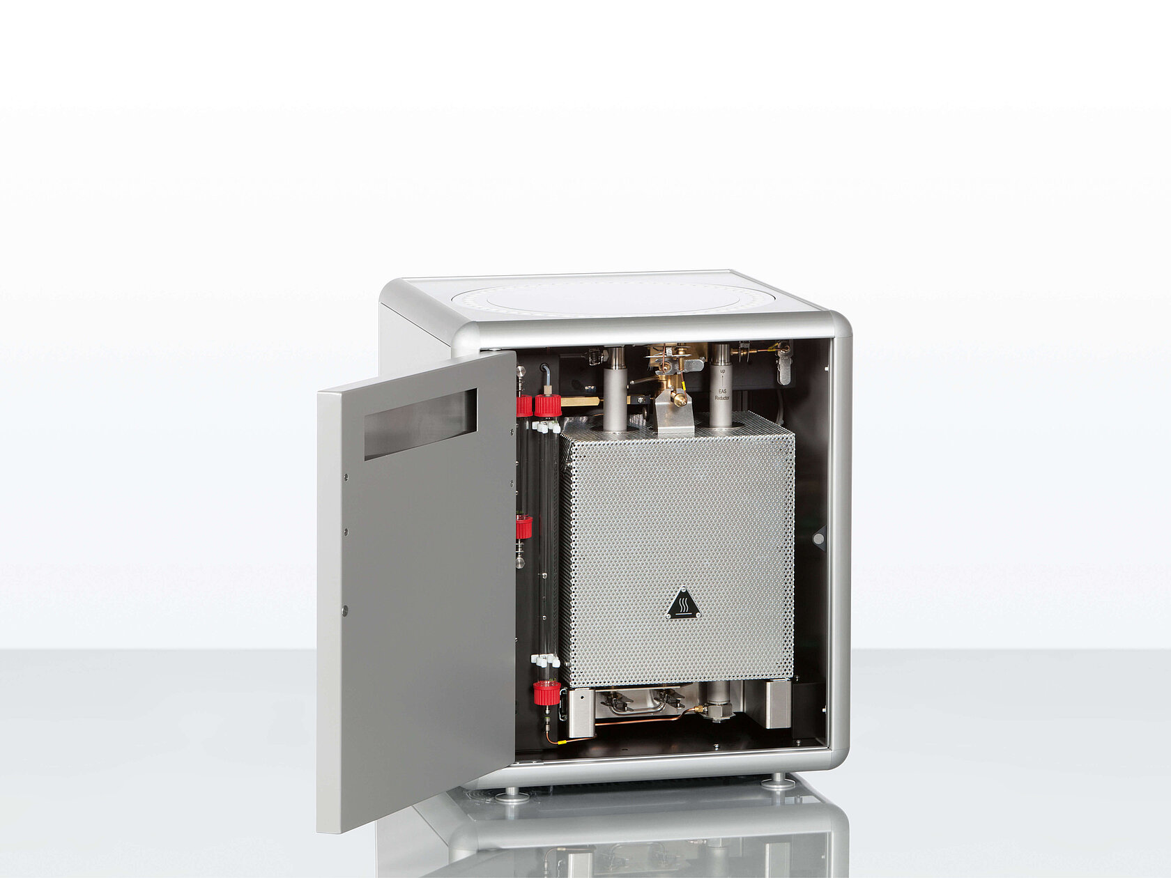 Nitrogen and protein analyzer rapid N exceed with open door