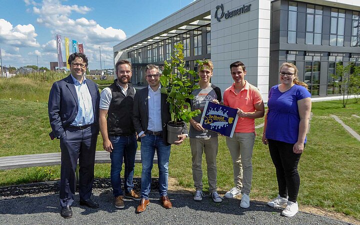 向Langenselbold市捐赠了1,000棵树