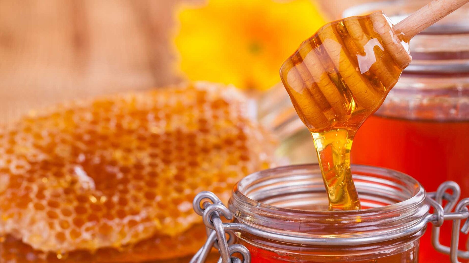 Stable isotope analysis can detect adulterated honey