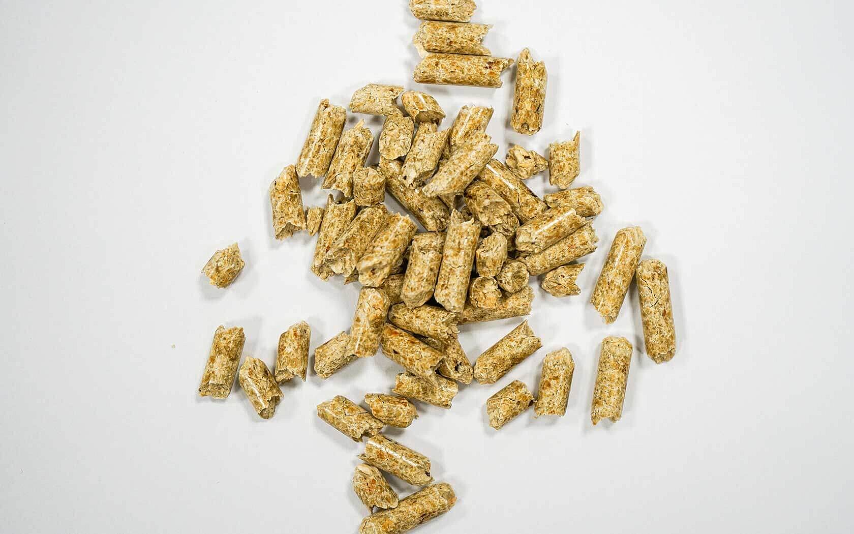 Soft wood pellets