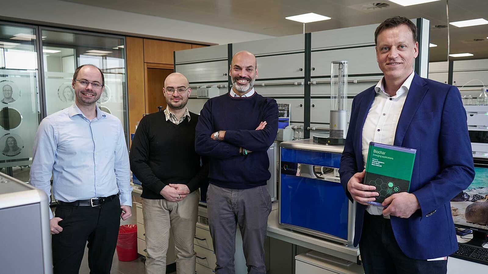 Professor Giorcelli visits the Elementar Application Laboratory