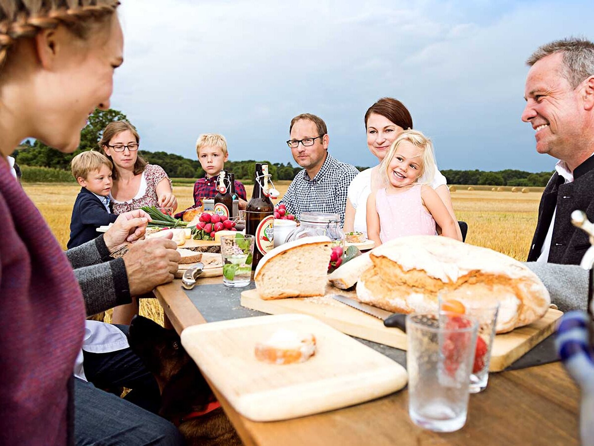 Family picknick in the field
